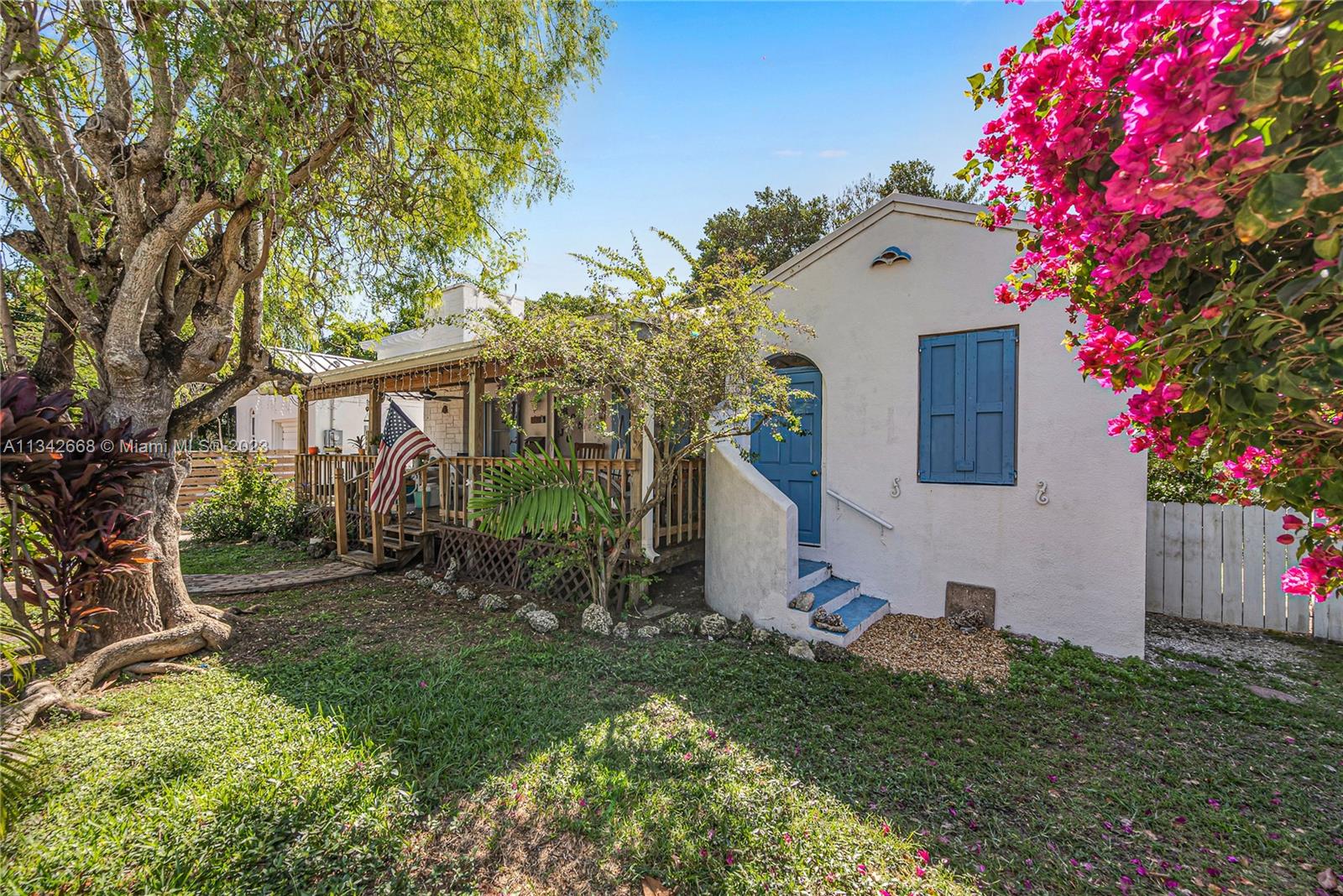 Prime opportunity in beautiful Silver Bluff, minutes from all Miami has to offer. Renovate & expand the existing 1938 house, or build your brand new dream home on this generous 7,150 lot. Enjoy living in a walkable, friendly & central neighborhood w/ nearby restaurants, parks & schools. The house needs a full rehab including electric, plumbing & roof. Detached garage. Mature trees at the rear of the property offer a great canopy yet don’t encroach or get in the way of future projects. Non-flood zone. City sewer. Great opportunity to dream big & live in a fantastic central location, just min to Brickell, Gables & Grove, and steps from the new Underline linear park & multi-use path. Bike/walk to Key Biscayne beaches. Live a peaceful yet dynamic lifestyle in the heart of the city. Cash only.