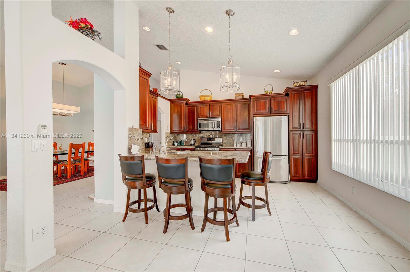 Listing Photo 15