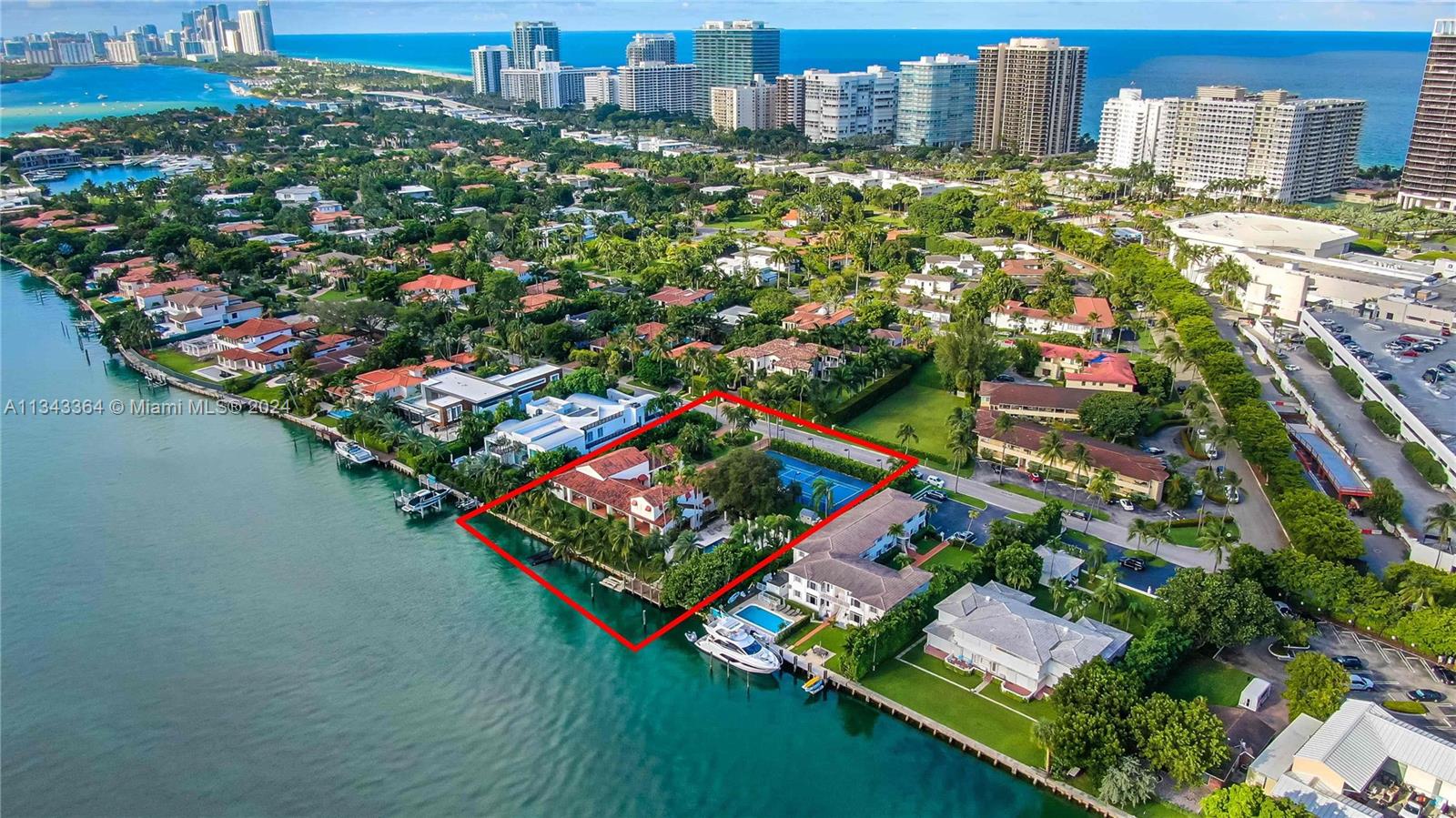 44 Bal Bay Dr, Bal Harbour, FL 33154