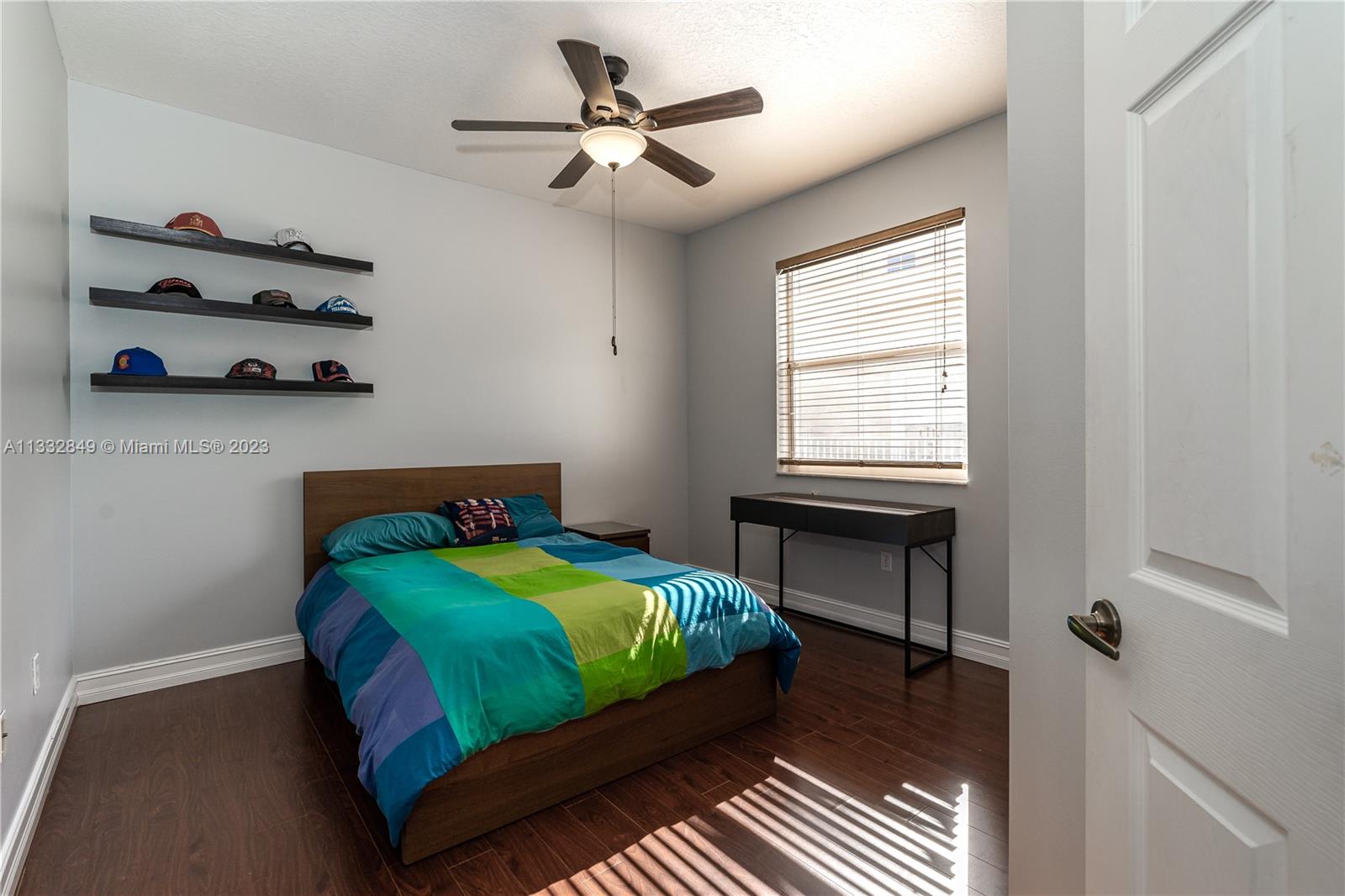 Listing Photo 18