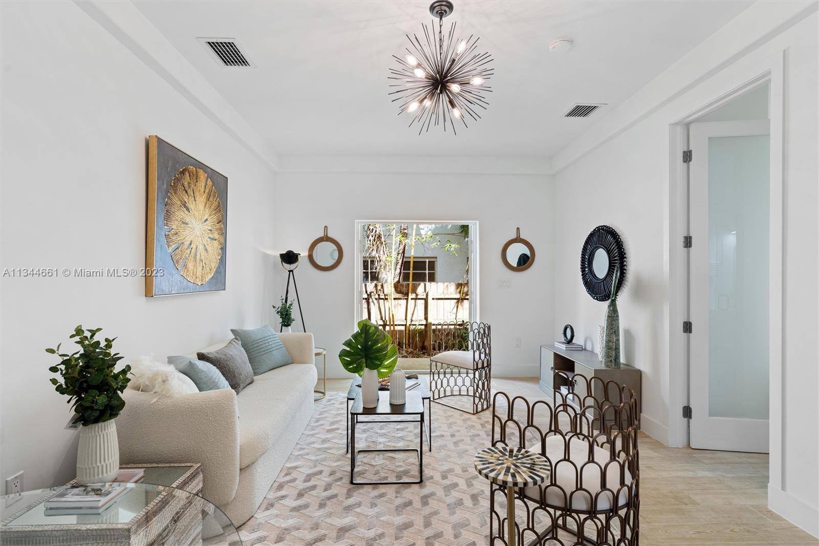 1045  Michigan Ave #B For Sale A11344661, FL