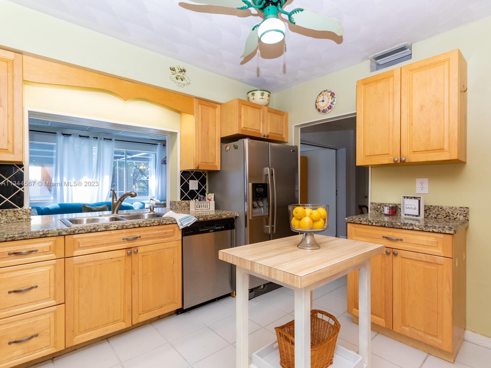 Listing Photo 7
