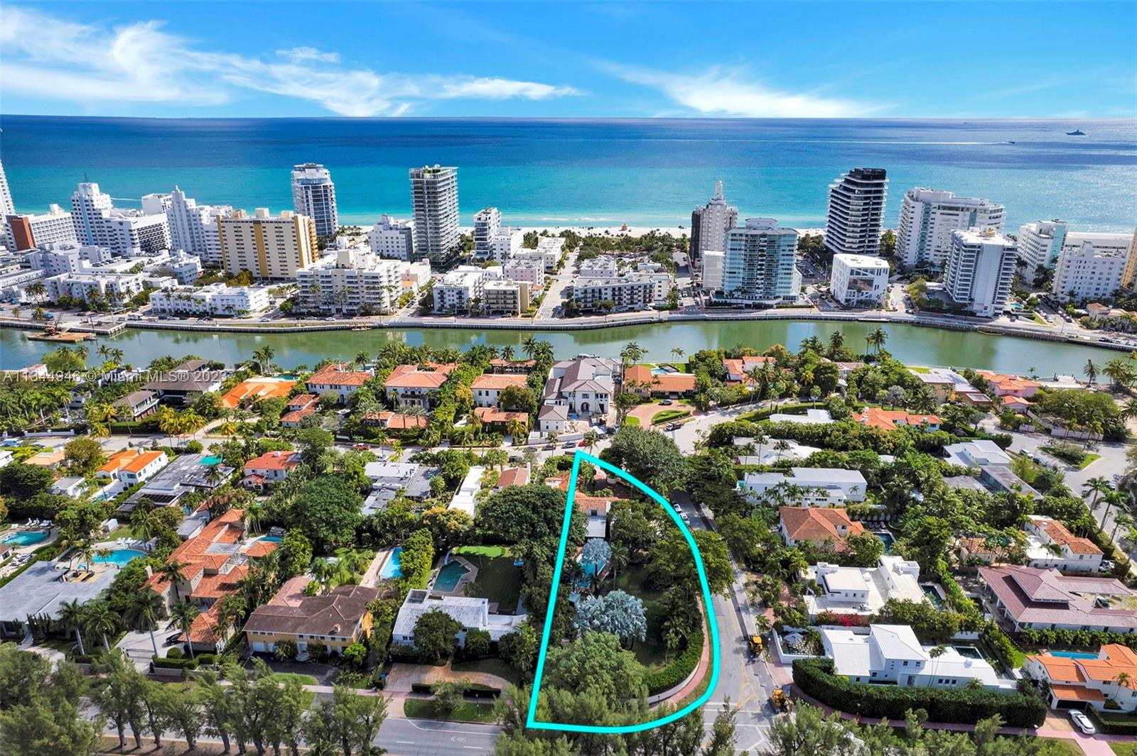 3500  Flamingo Dr  For Sale A11344946, FL