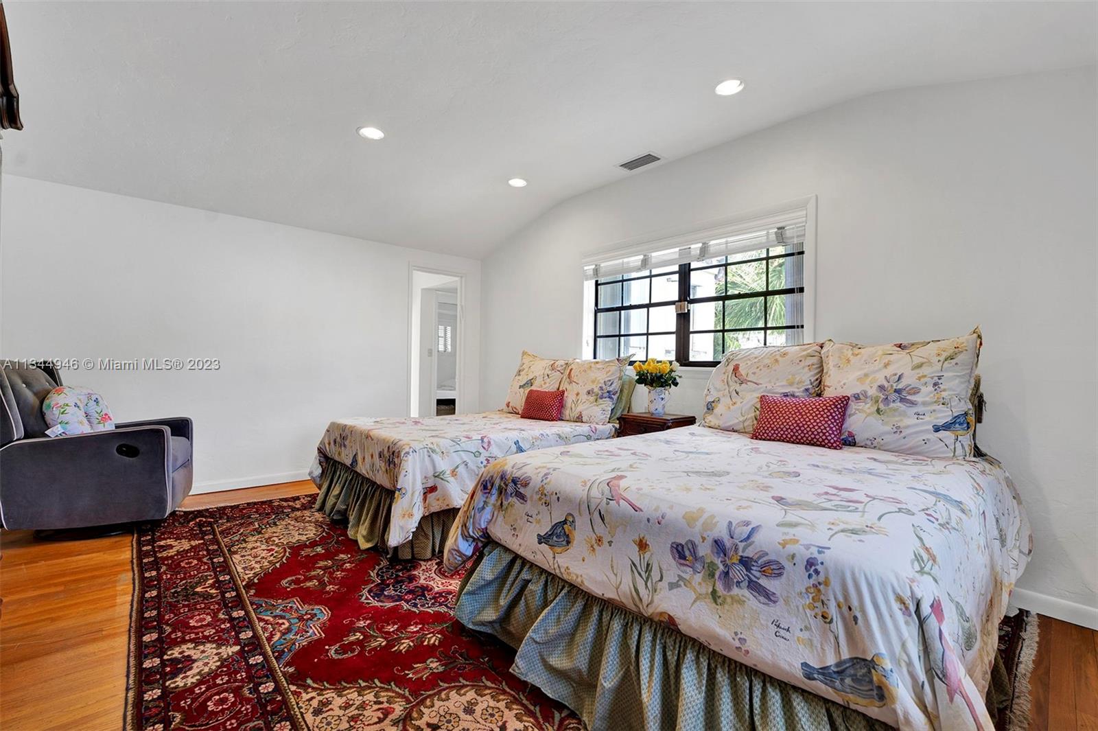 Listing Photo 33