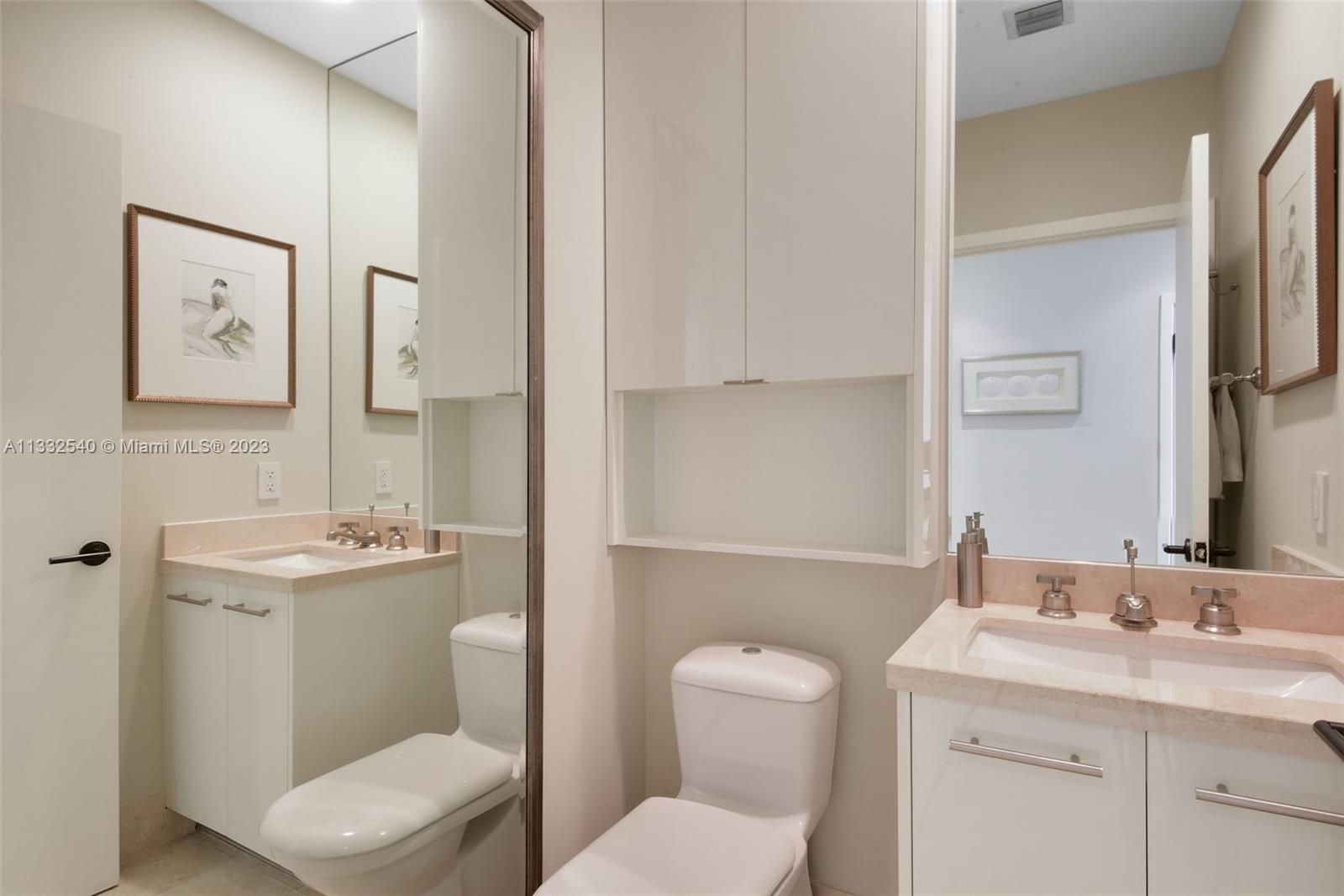 Extra 1/2 bathroom