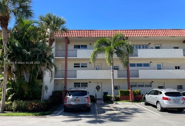 9811 N Hollybrook Lake Dr #205 For Sale A11345050, FL