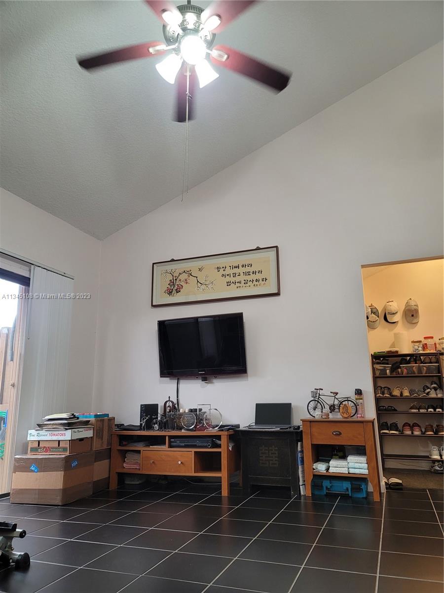 Photo 1 of 4181 Pine Island Rd in Davie - MLS A11345108