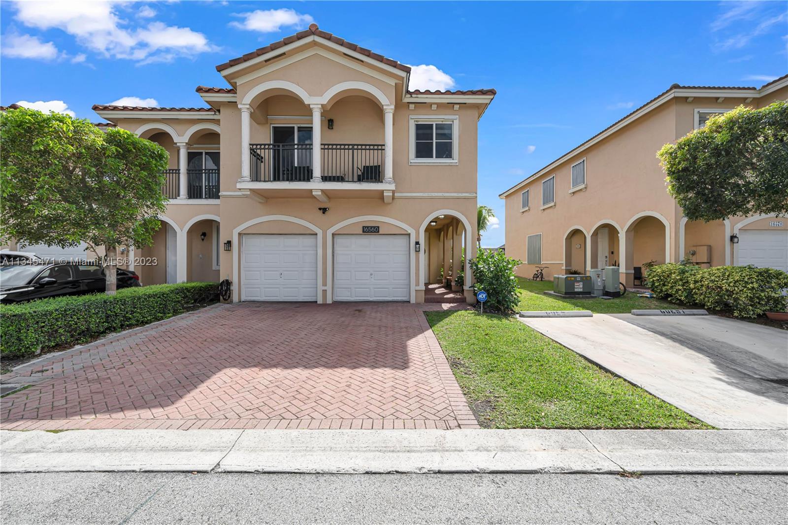 Photo 2 of 16560 70th St in Miami - MLS A11345471