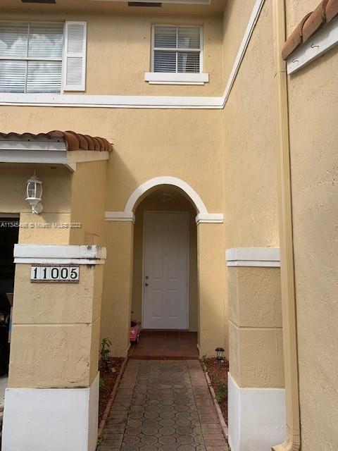 Photo 1 of 11005 43 LN in Doral - MLS A11345498