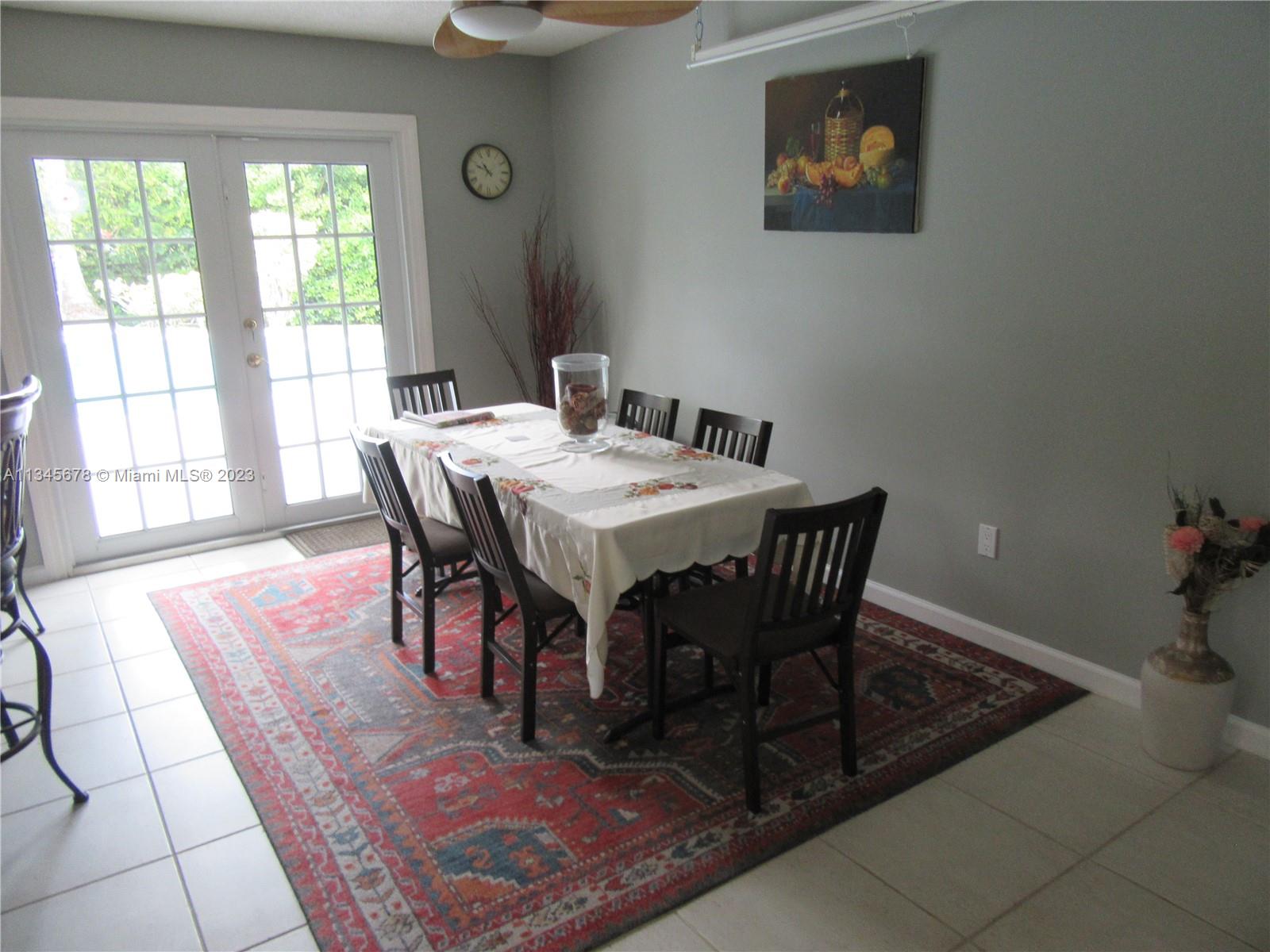 Listing Photo 10