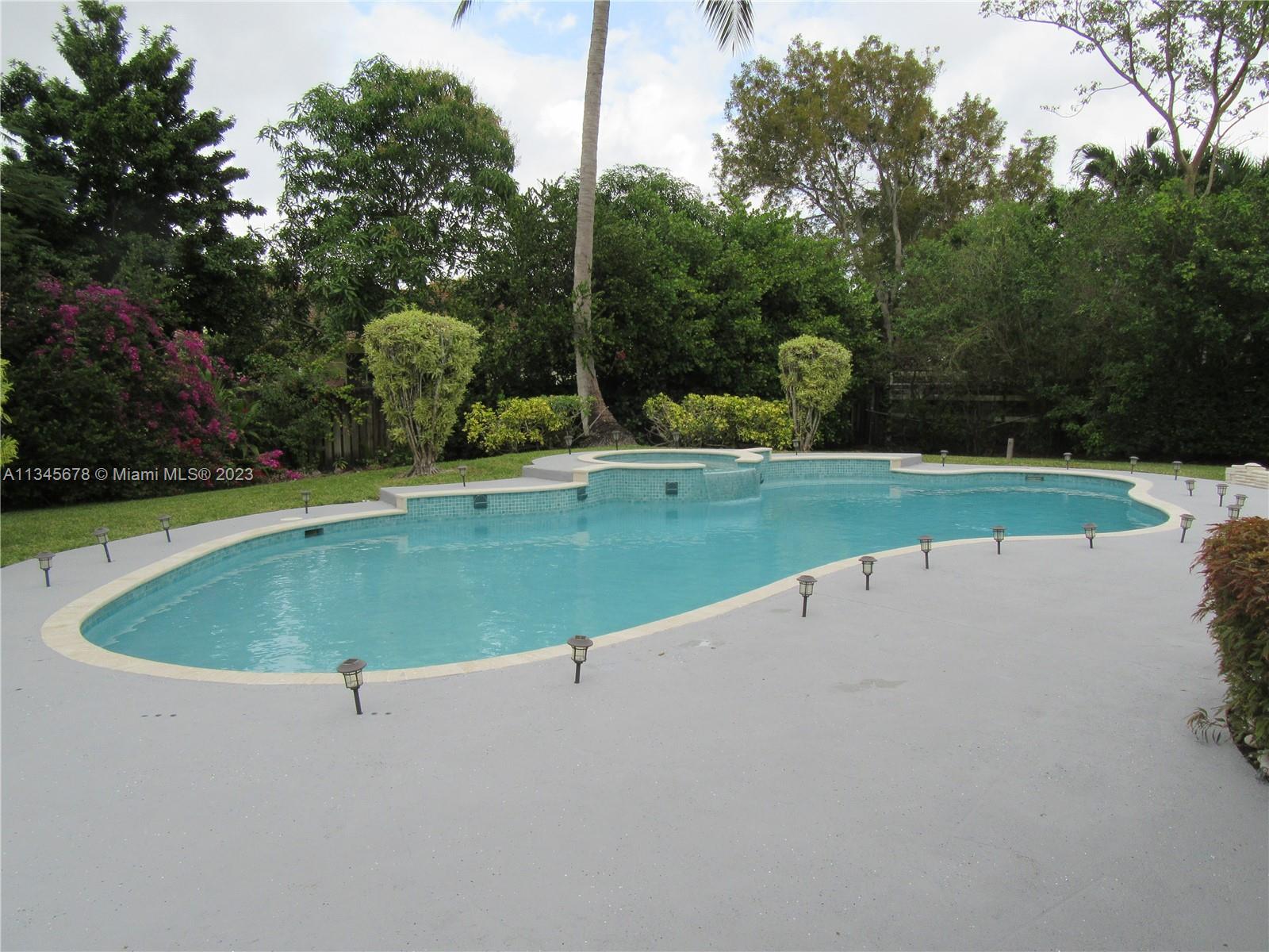 Listing Photo 38