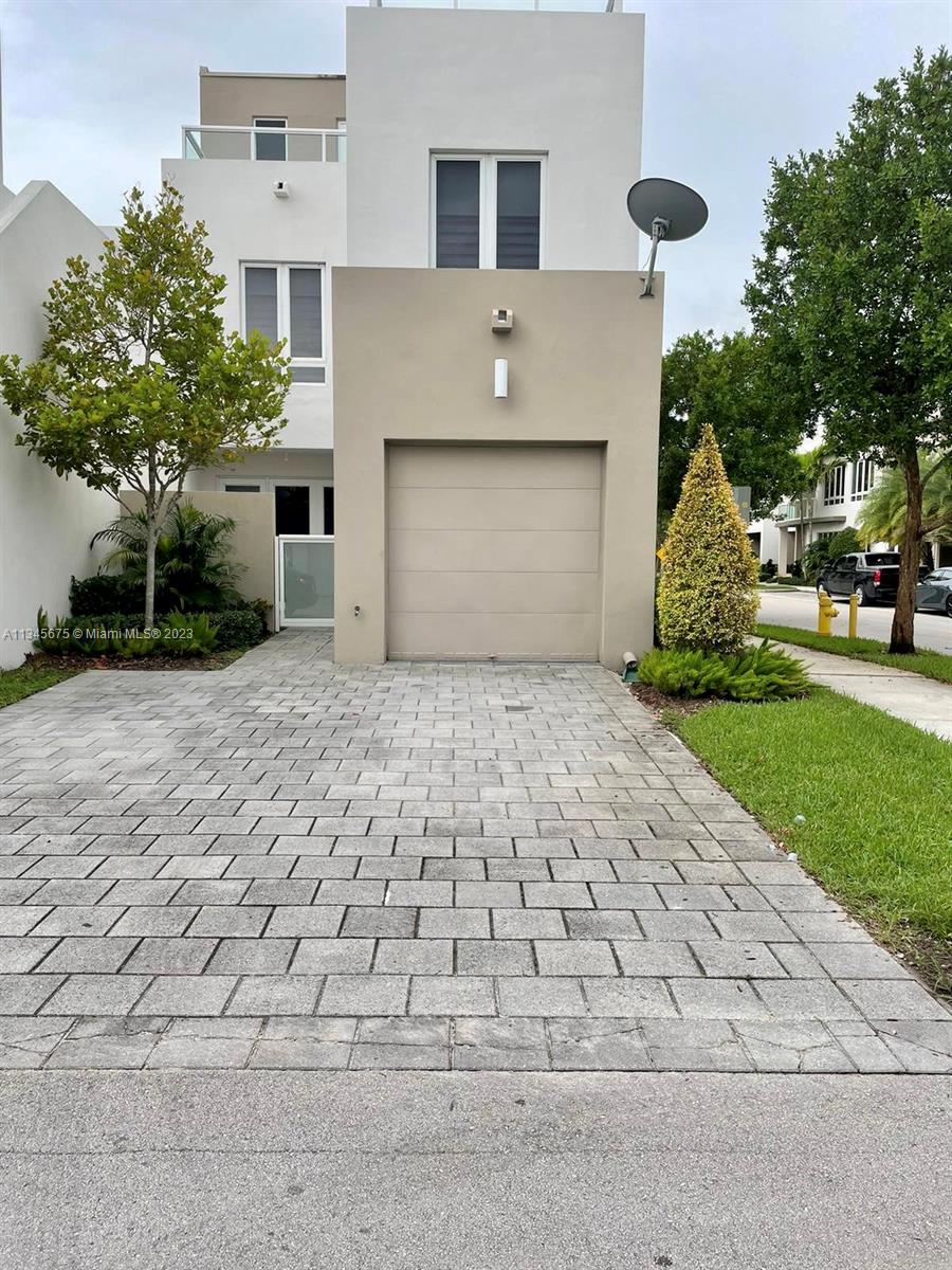 Photo 28 of 10565 63rd Ter in Doral - MLS A11345675