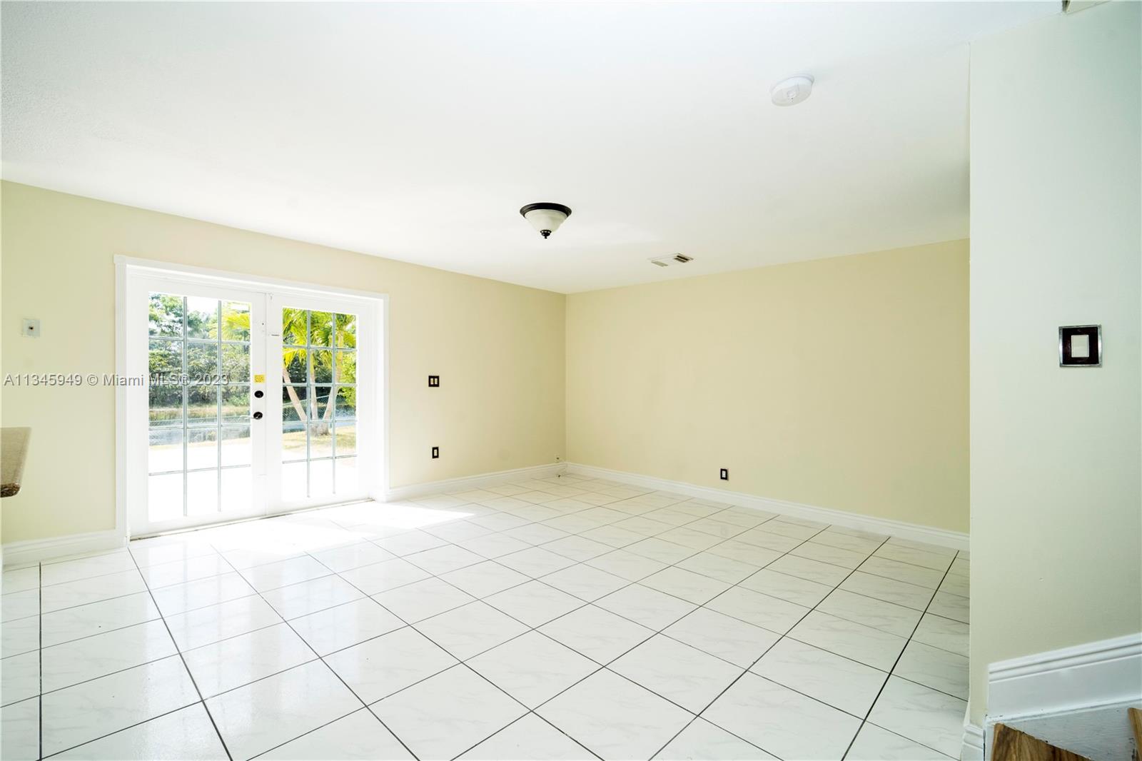 Listing Photo 6
