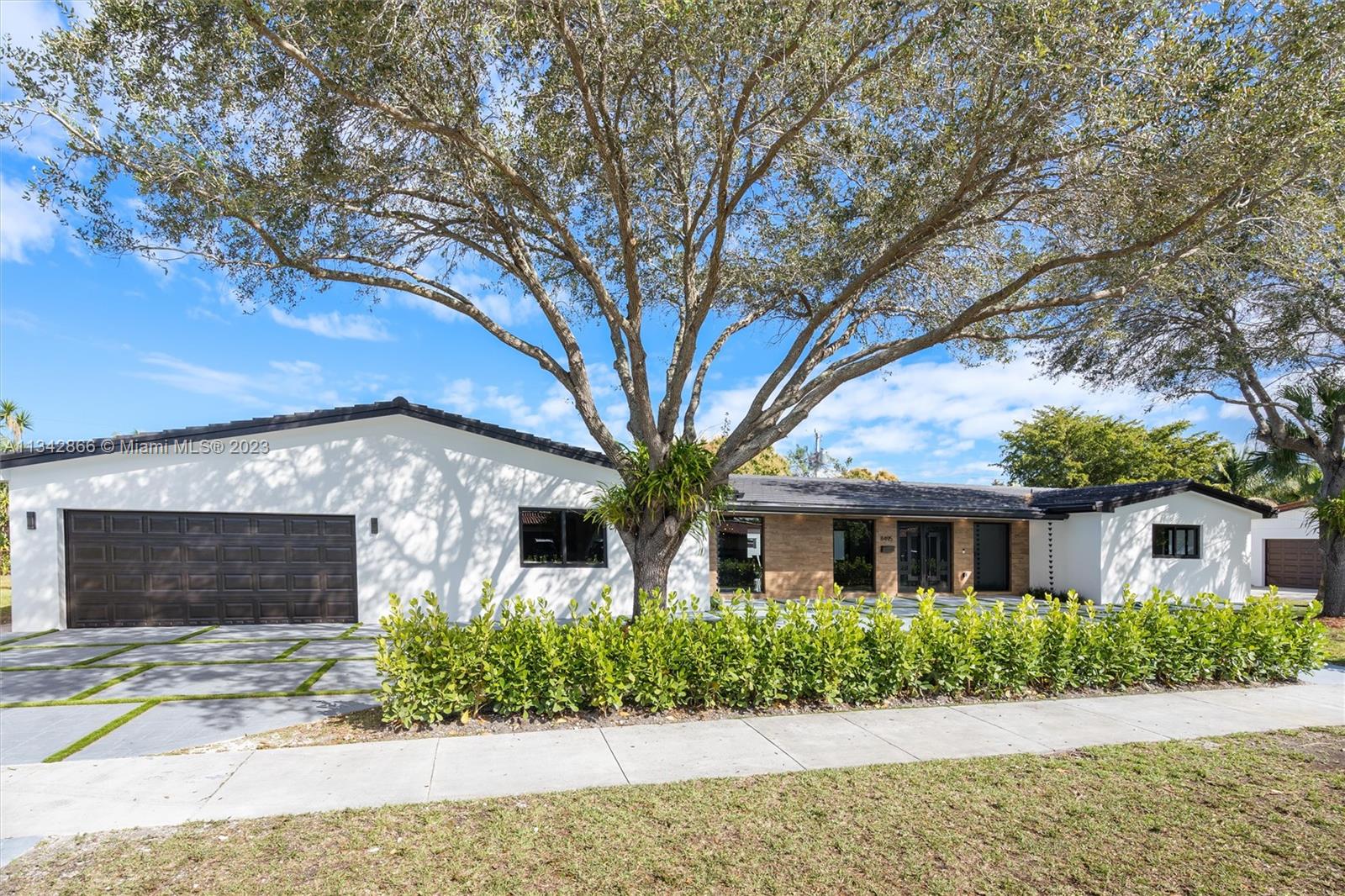 8495 SW 104th St  For Sale A11342866, FL