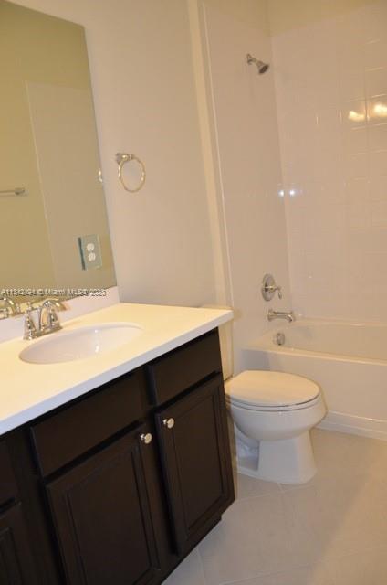Photo 11 of 4125 Large Leaf Ln in Hollywood - MLS A11342494