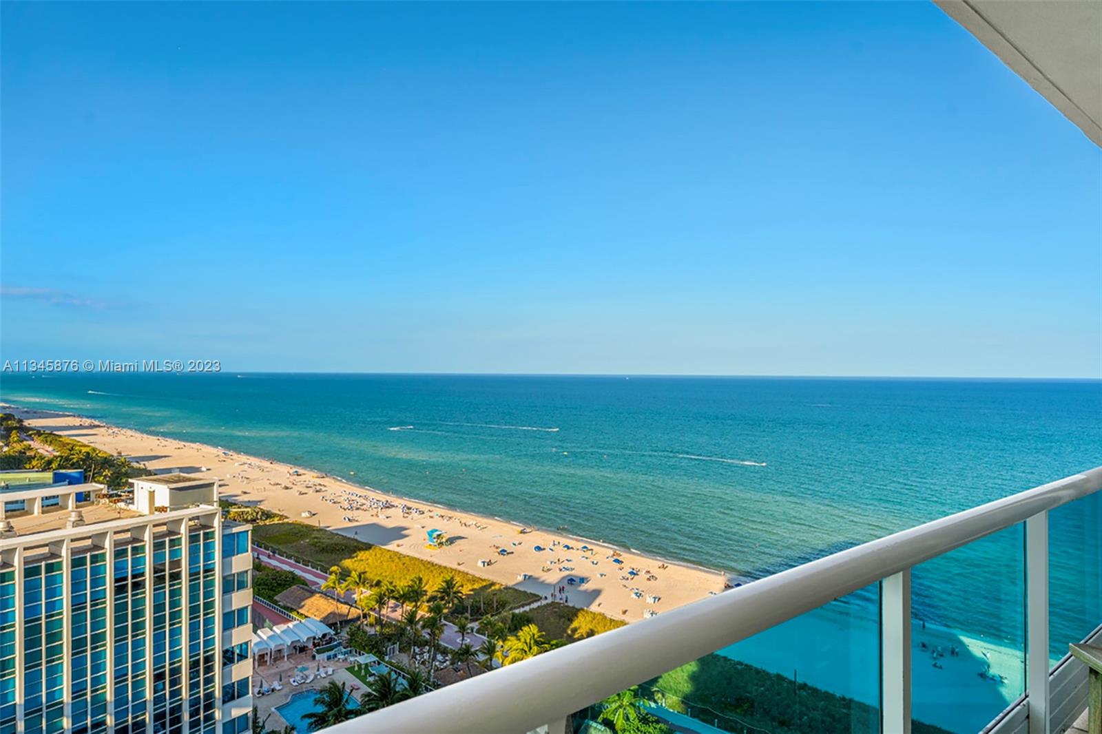 Open ocean view from balcony fronting every room