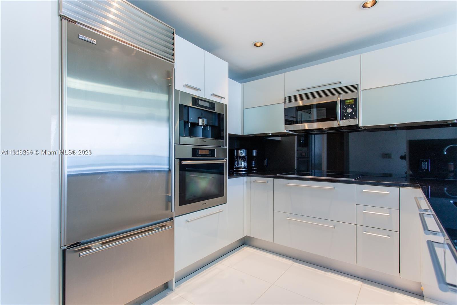 Photo 2 of Jade Ocean Apt 1806 in Sunny Isles Beach - MLS A11346296
