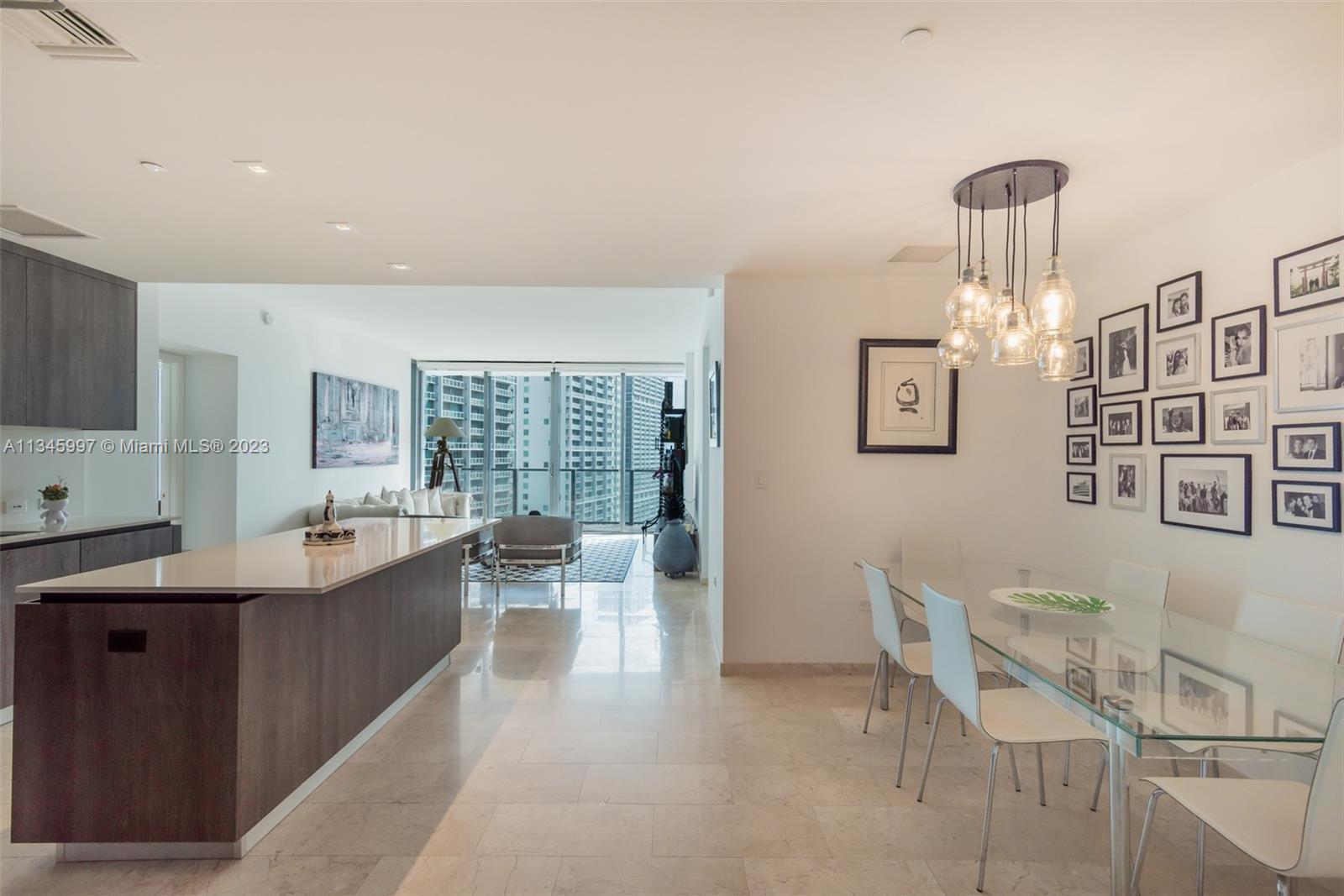68 SE 6th St 2607, Miami, FL 33131