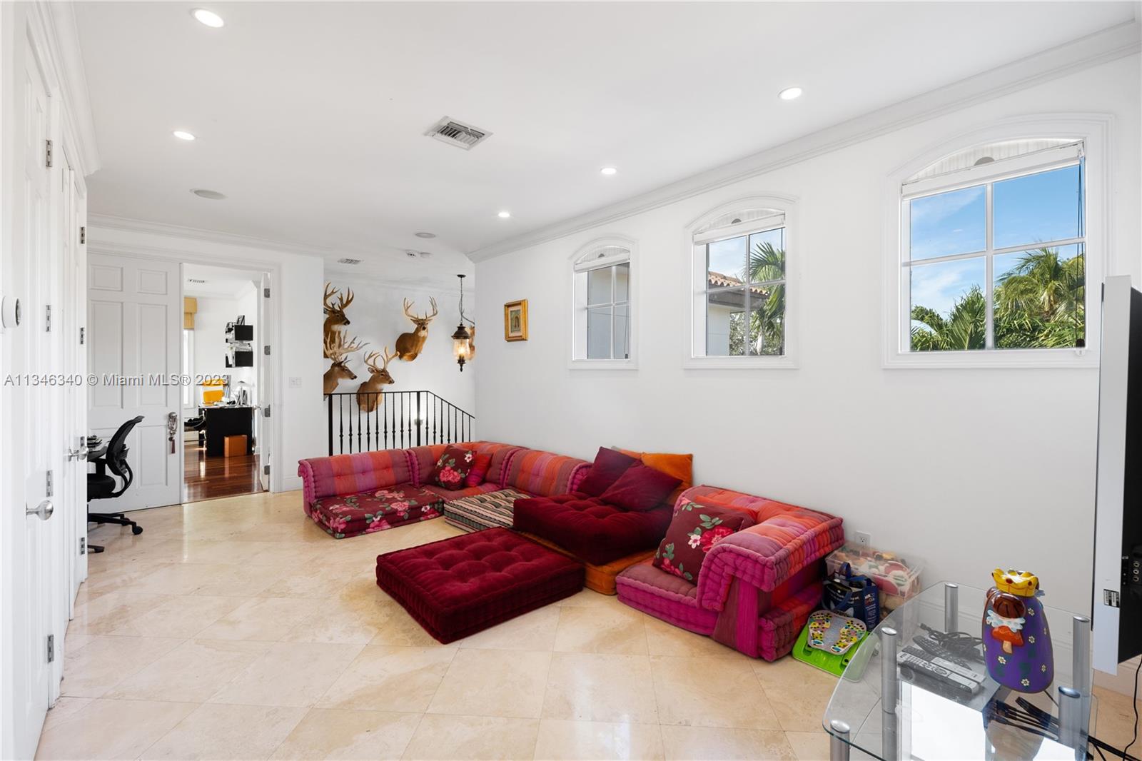 Listing Photo 11
