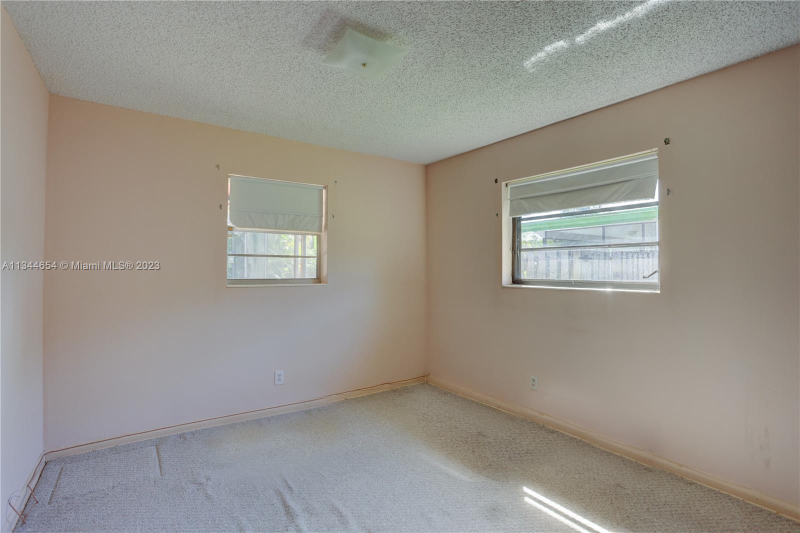 Listing Photo 24