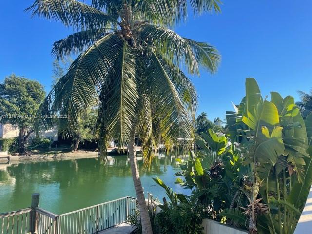4011 N Meridian Ave #21 For Sale A11346799, FL