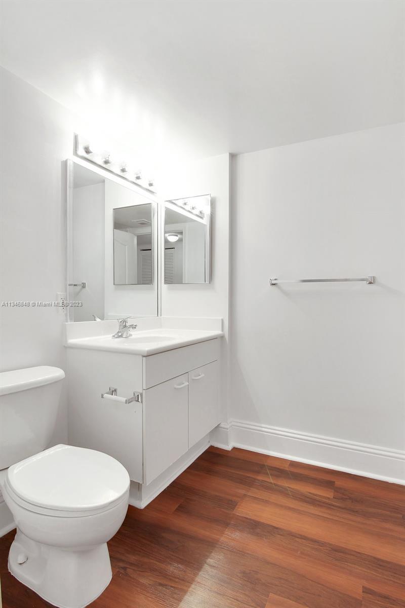 Listing Photo 9