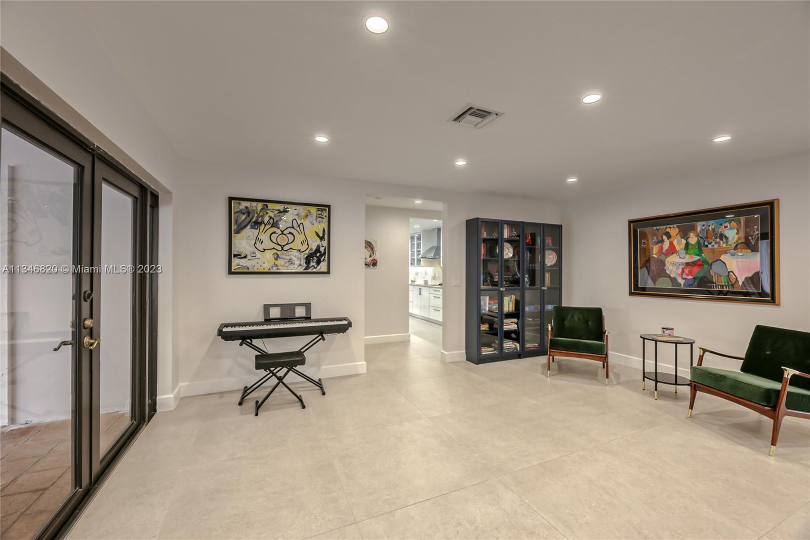 Listing Photo 16