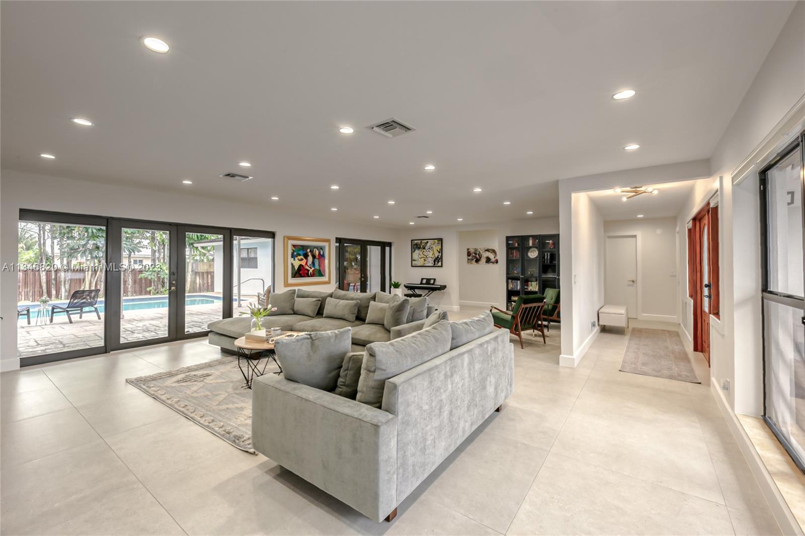 Listing Photo 17