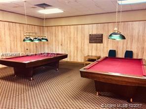 BILLIARD ROOM