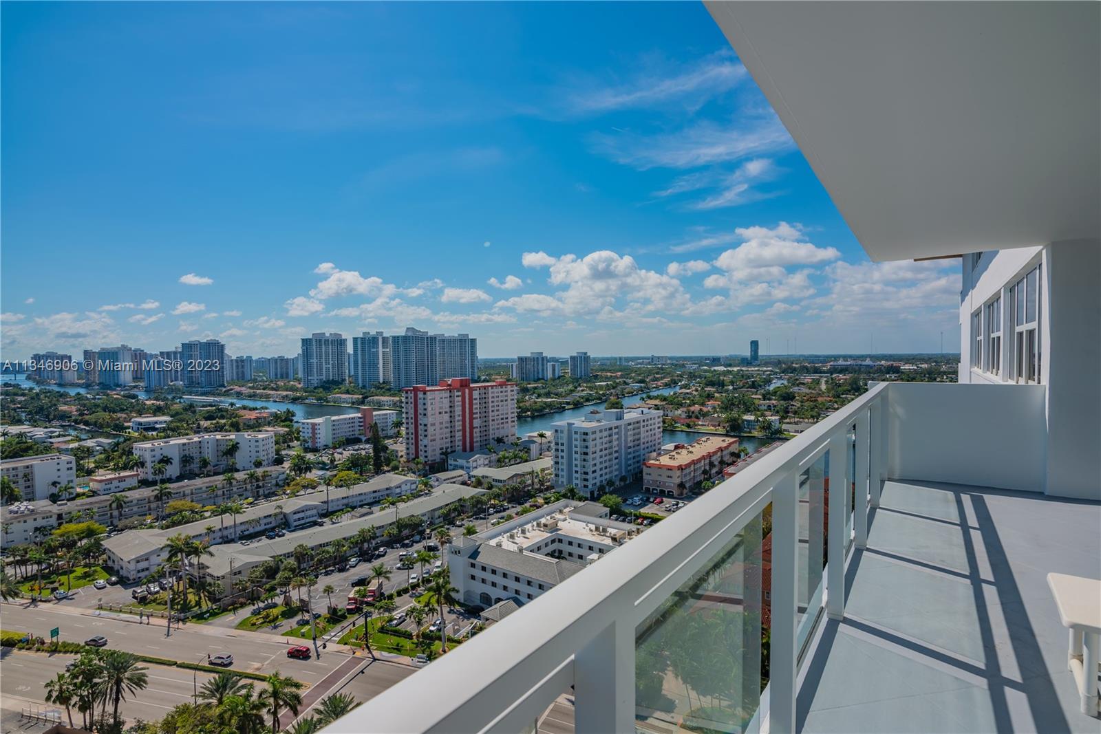 NEW FULL SUNNY SPARKLING GLASS VIEW TERRACE