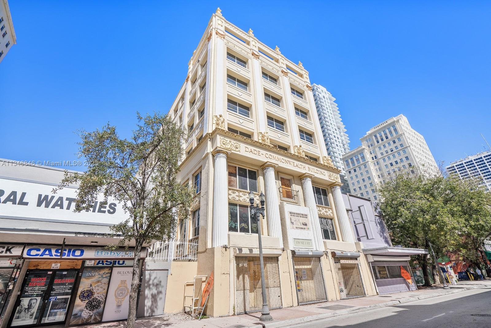 139 NE 1st St, Miami, FL 33132