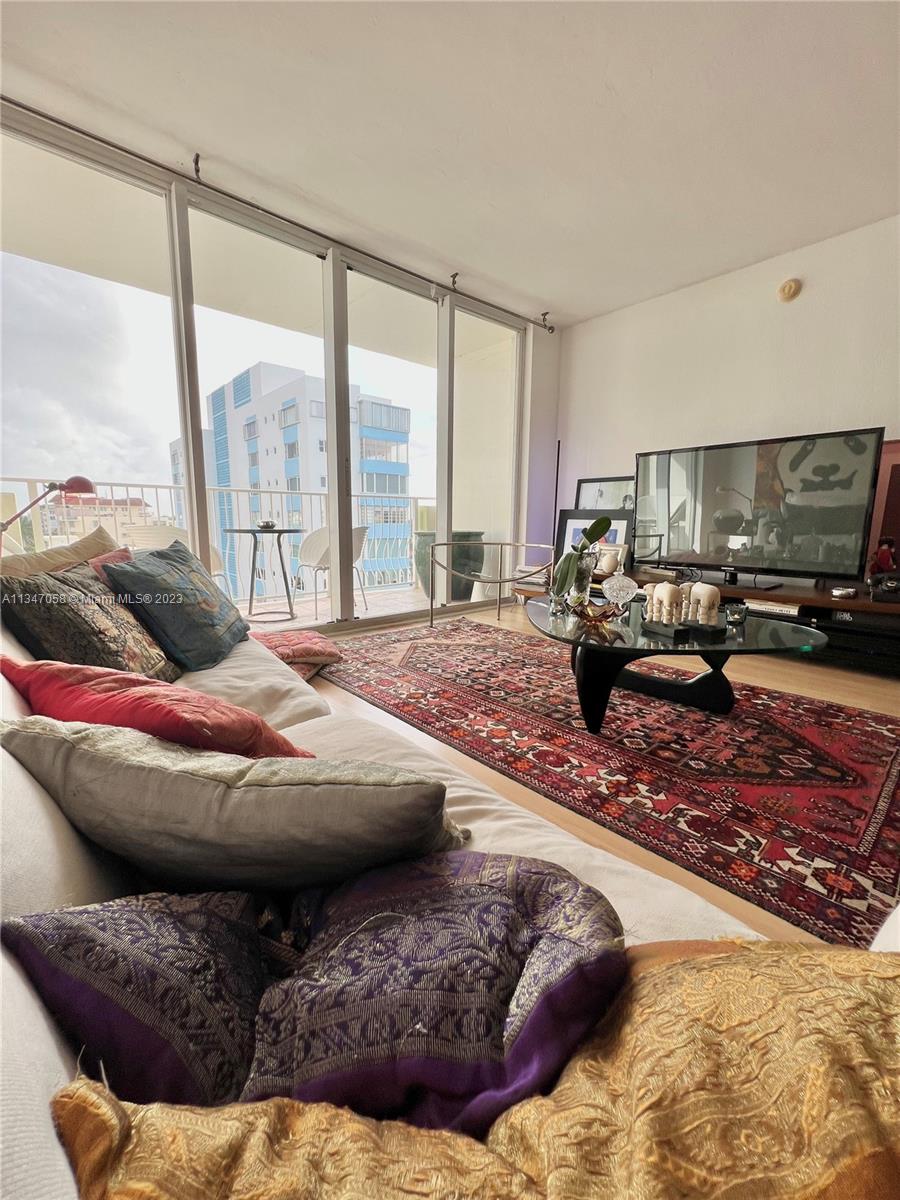 10350 W Bay Harbor Dr #7N For Sale A11347058, FL