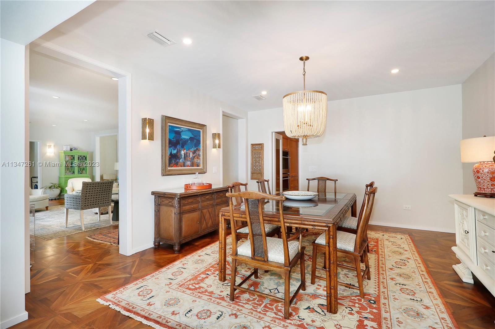Listing Photo 8