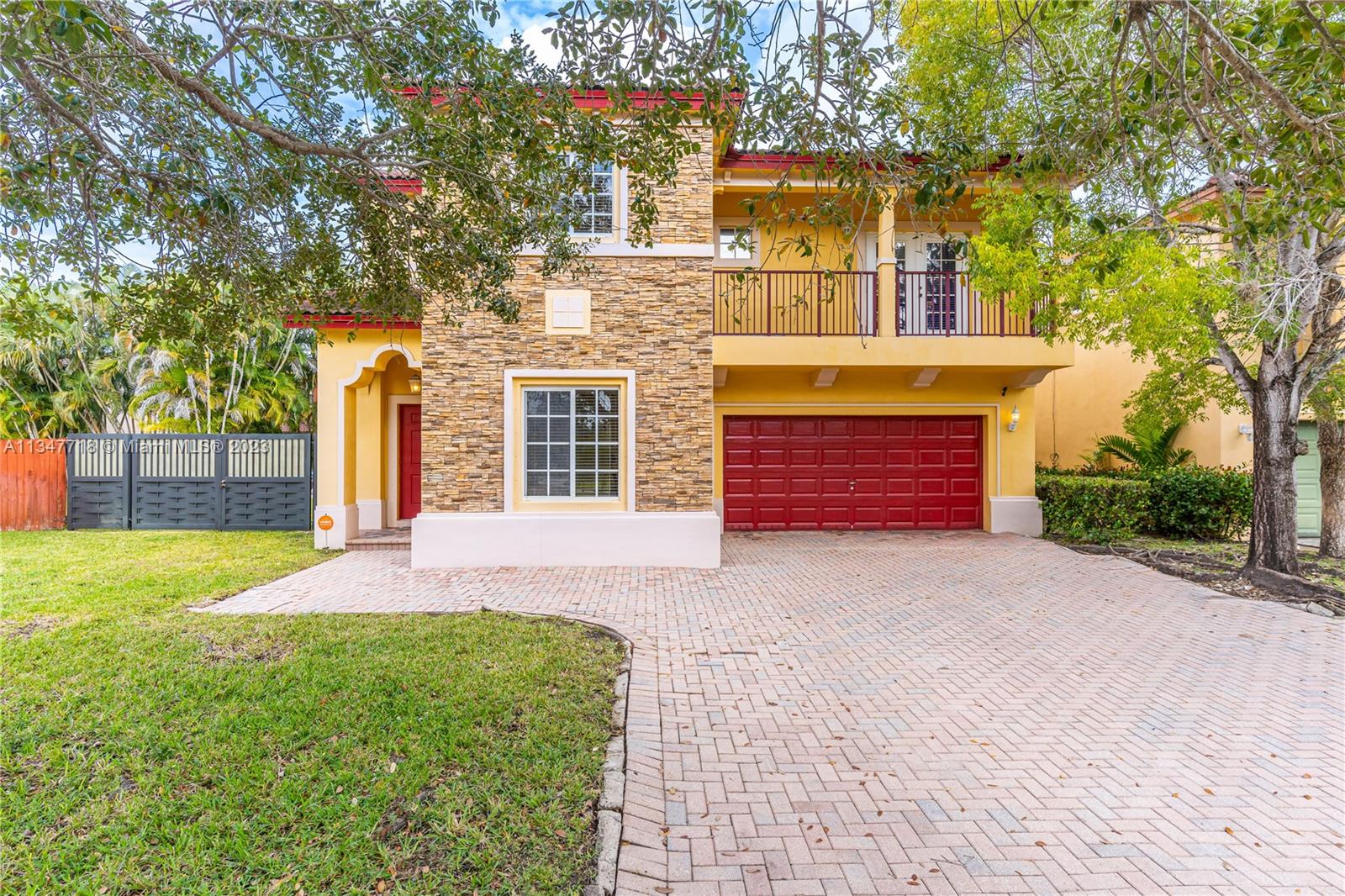 Photo 2 of 16491 50th Ter in Miami - MLS A11347718