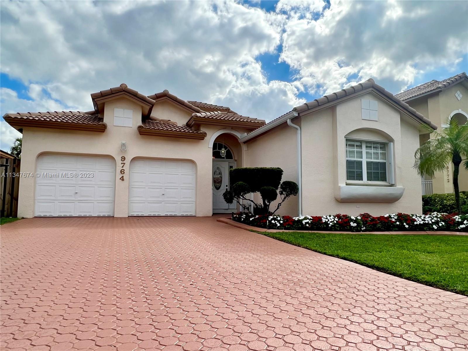 Photo 1 of 9764 32nd St in Doral - MLS A11347674