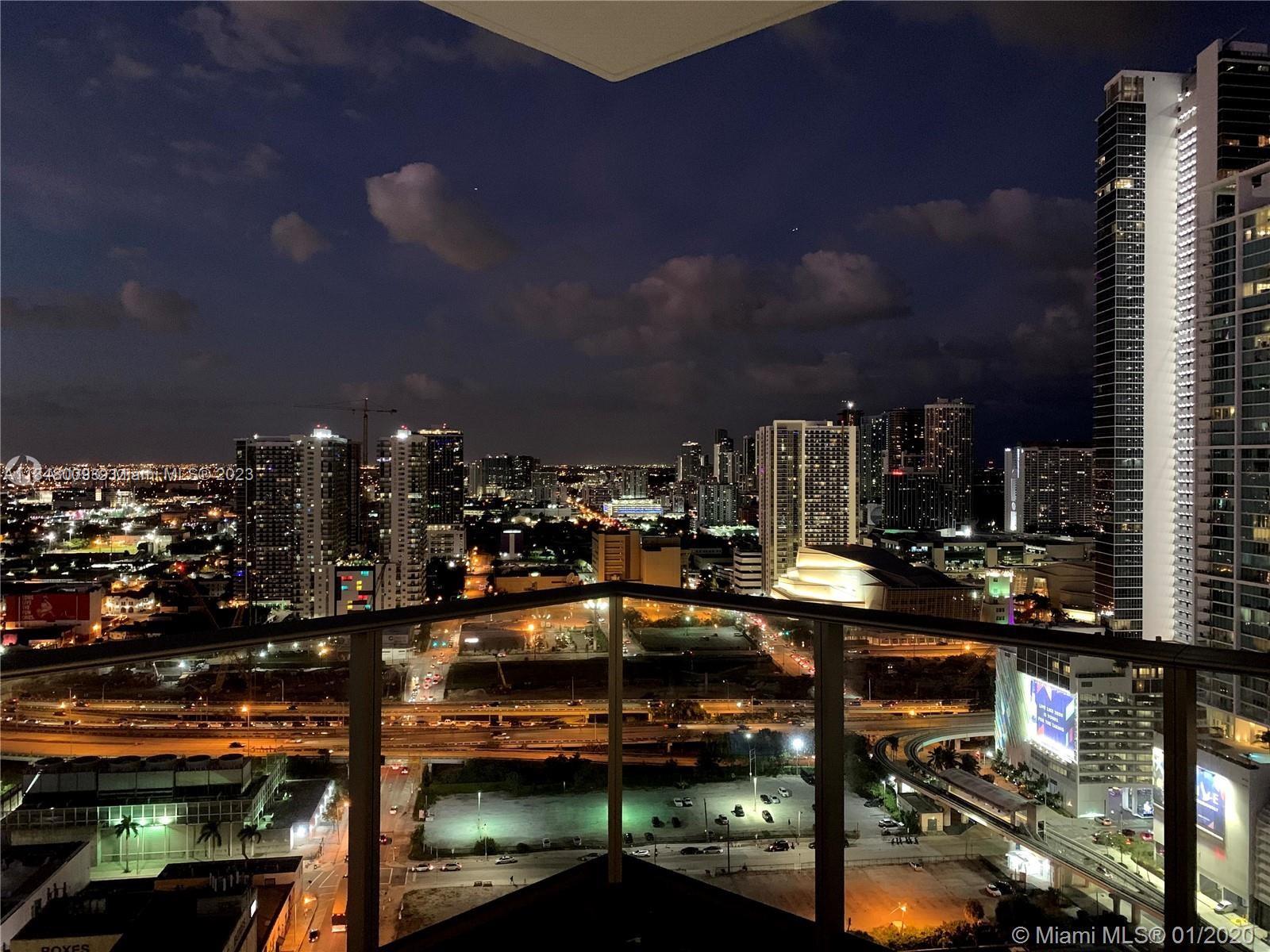 Photo 2 of Paramount Miami Worldcenter Apt 3000 in Miami - MLS A11348009