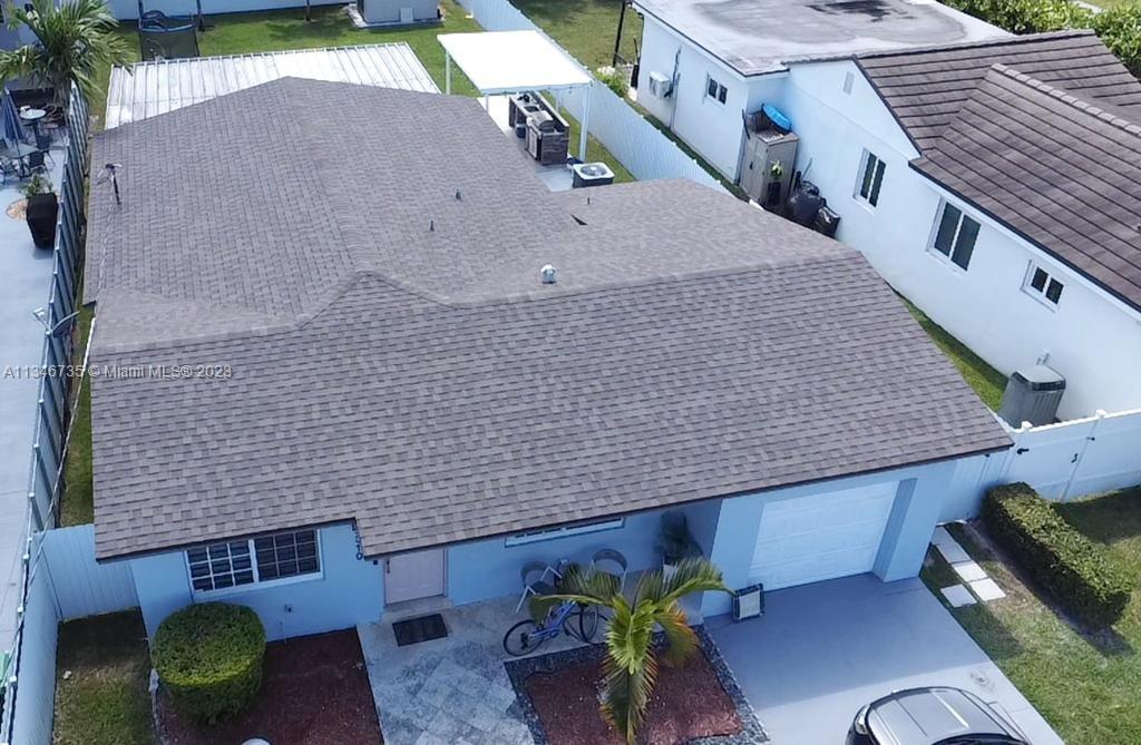Photo 2 of   in Miami - MLS A11346735
