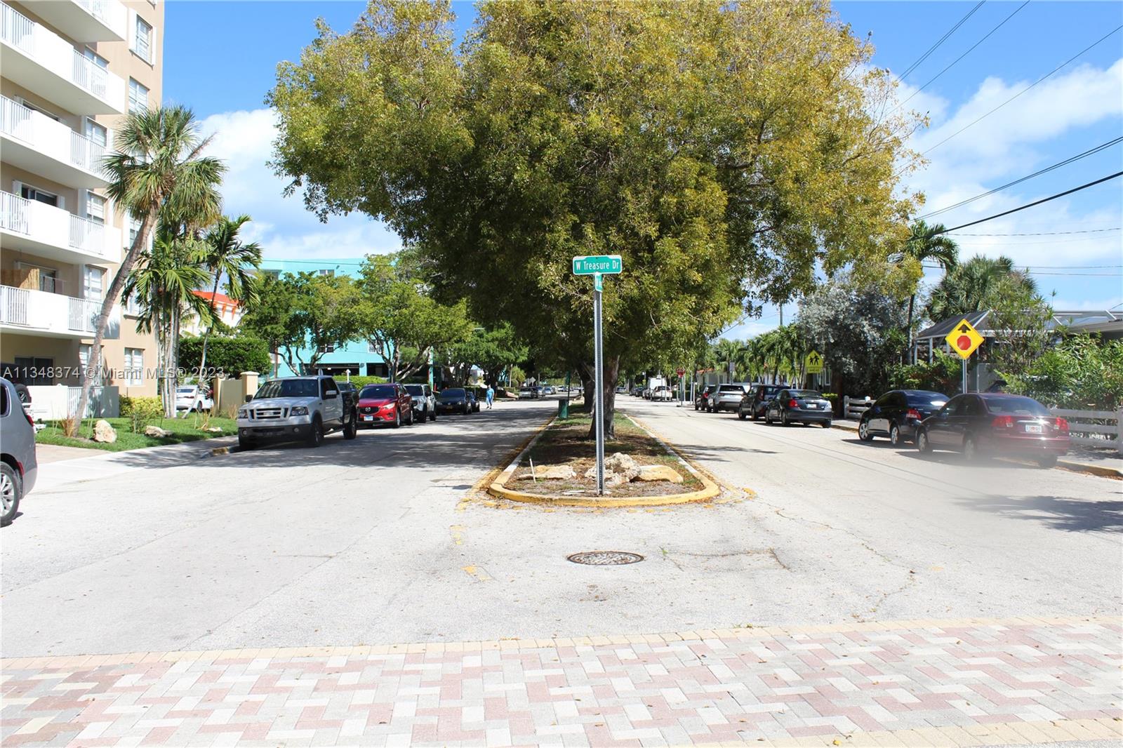 1455 N Treasure Dr 4P, North Bay Village, FL 33141