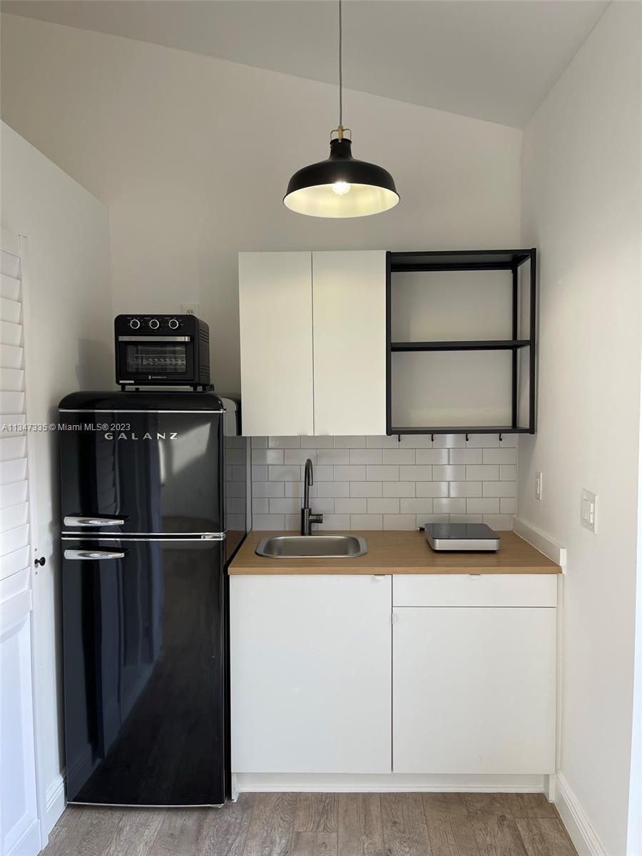 52 NW 68th St  For Sale A11347335, FL