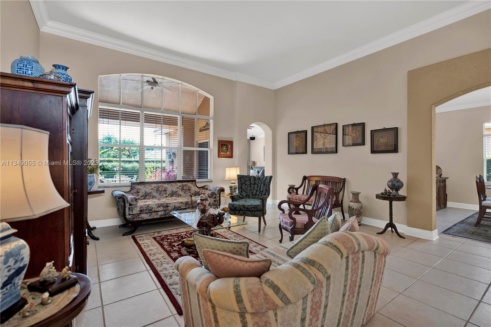 Listing Photo 9