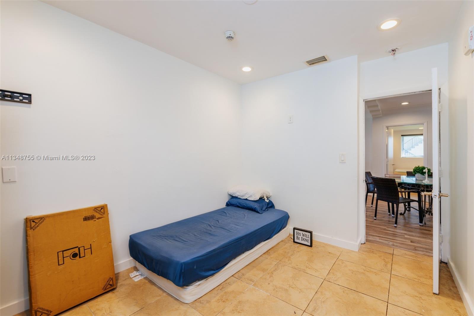 Listing Photo 15