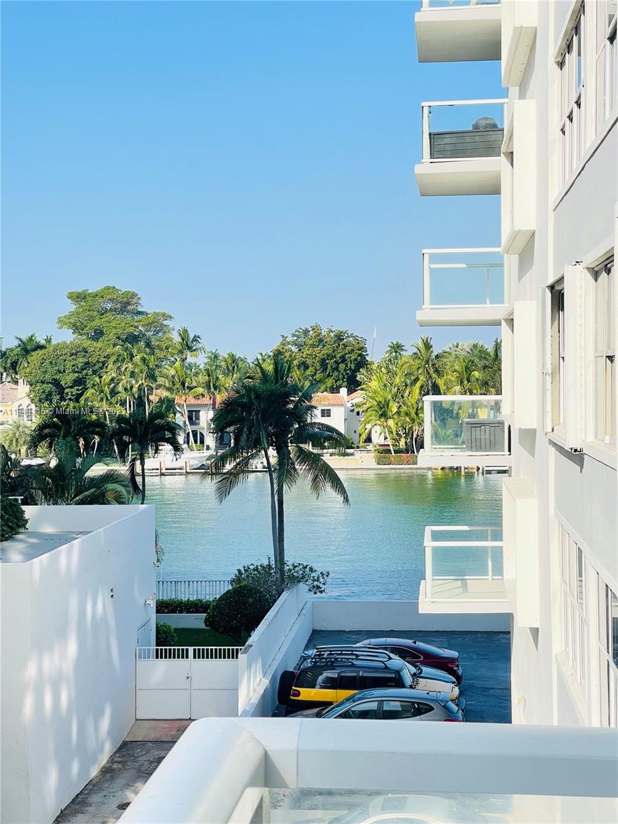 Intracoastal view
