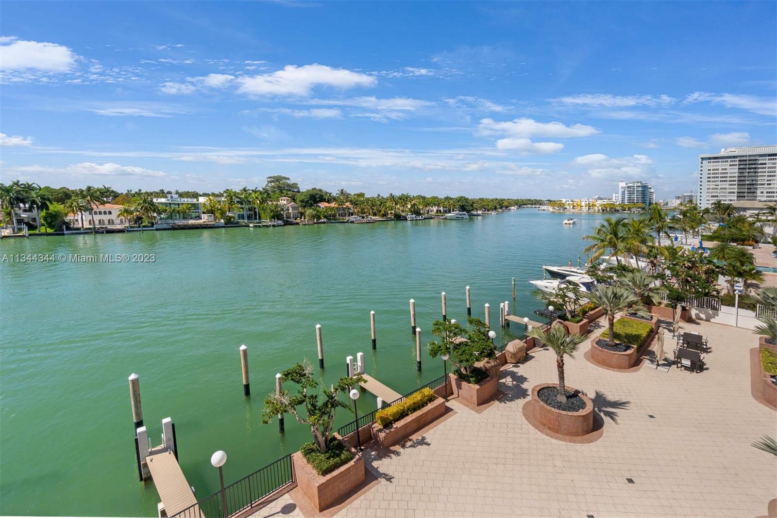 5660 W Collins Ave 4E, Miami Beach, FL 33140