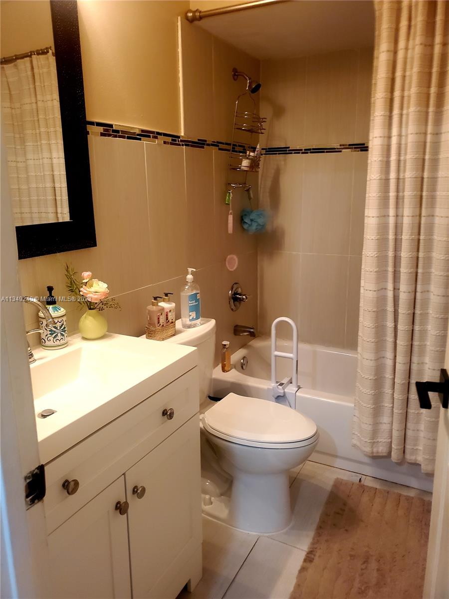 Listing Photo 25