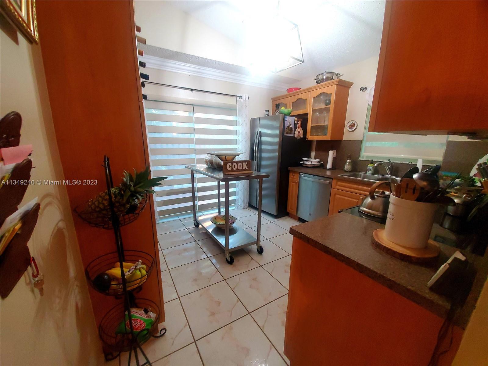 Listing Photo 7