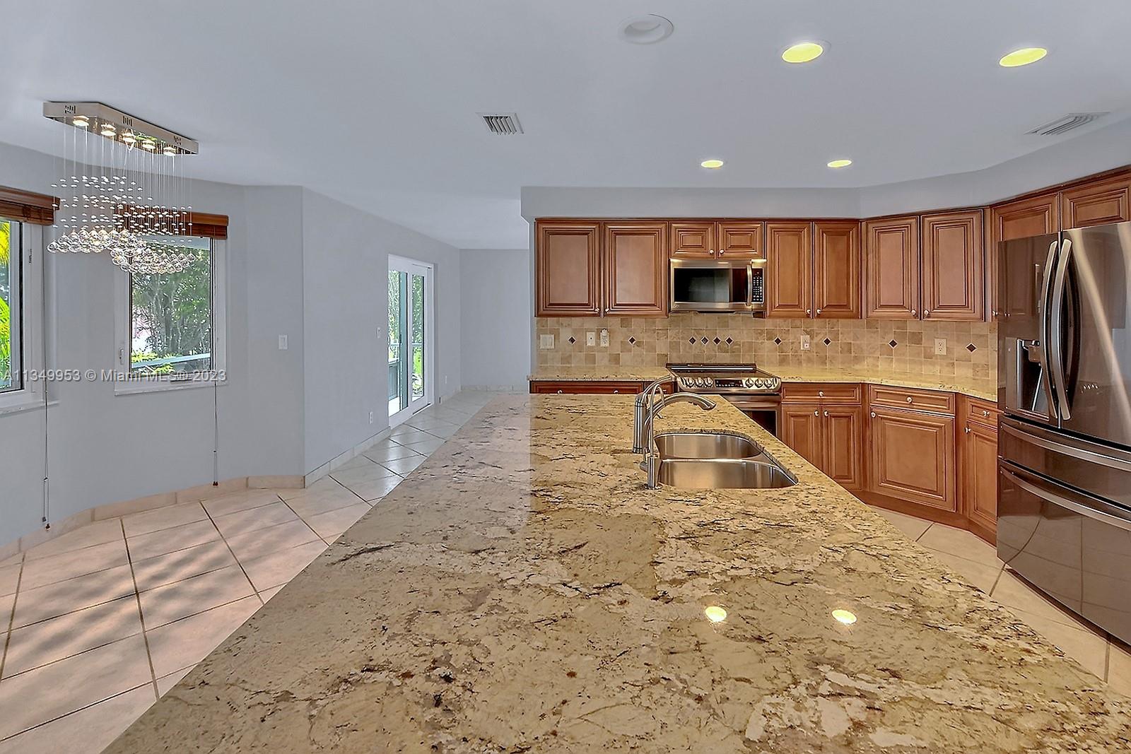 Listing Photo 18