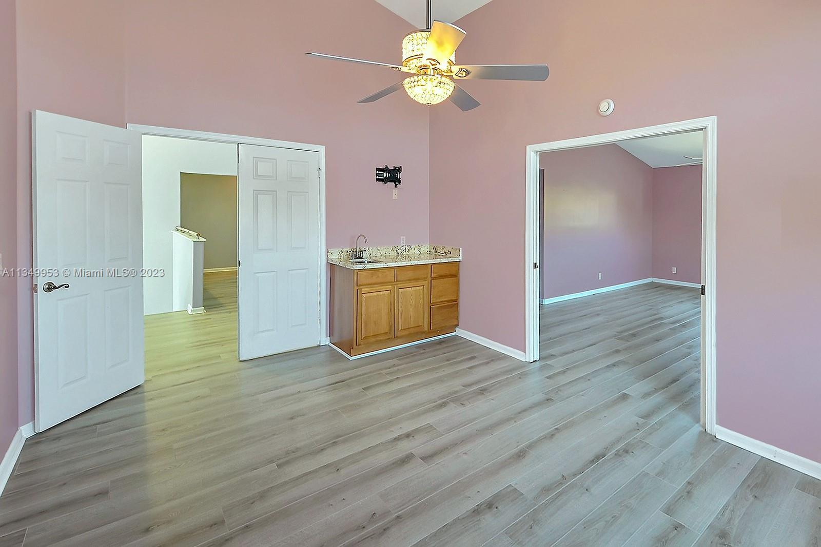 Listing Photo 29