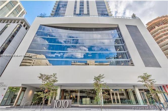 1010 Brickell Ave 3001, Miami, FL 33131