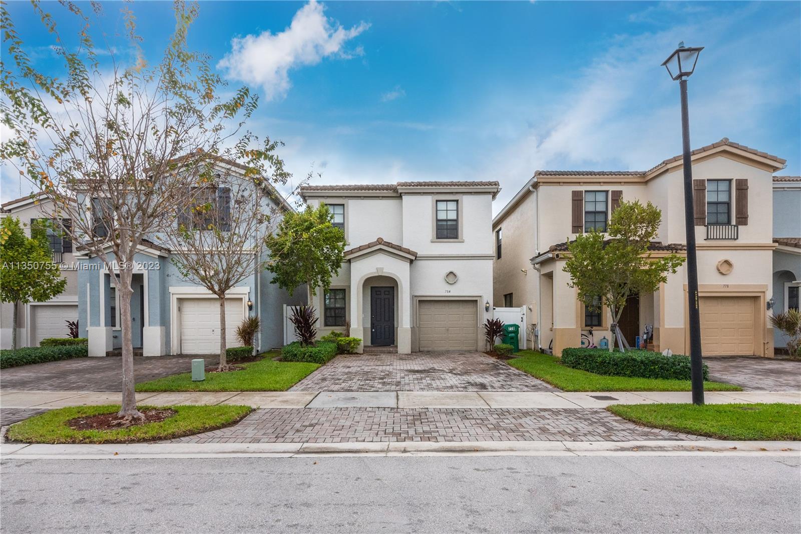 Photo 1 of 784 191st Ter in Miami - MLS A11350755