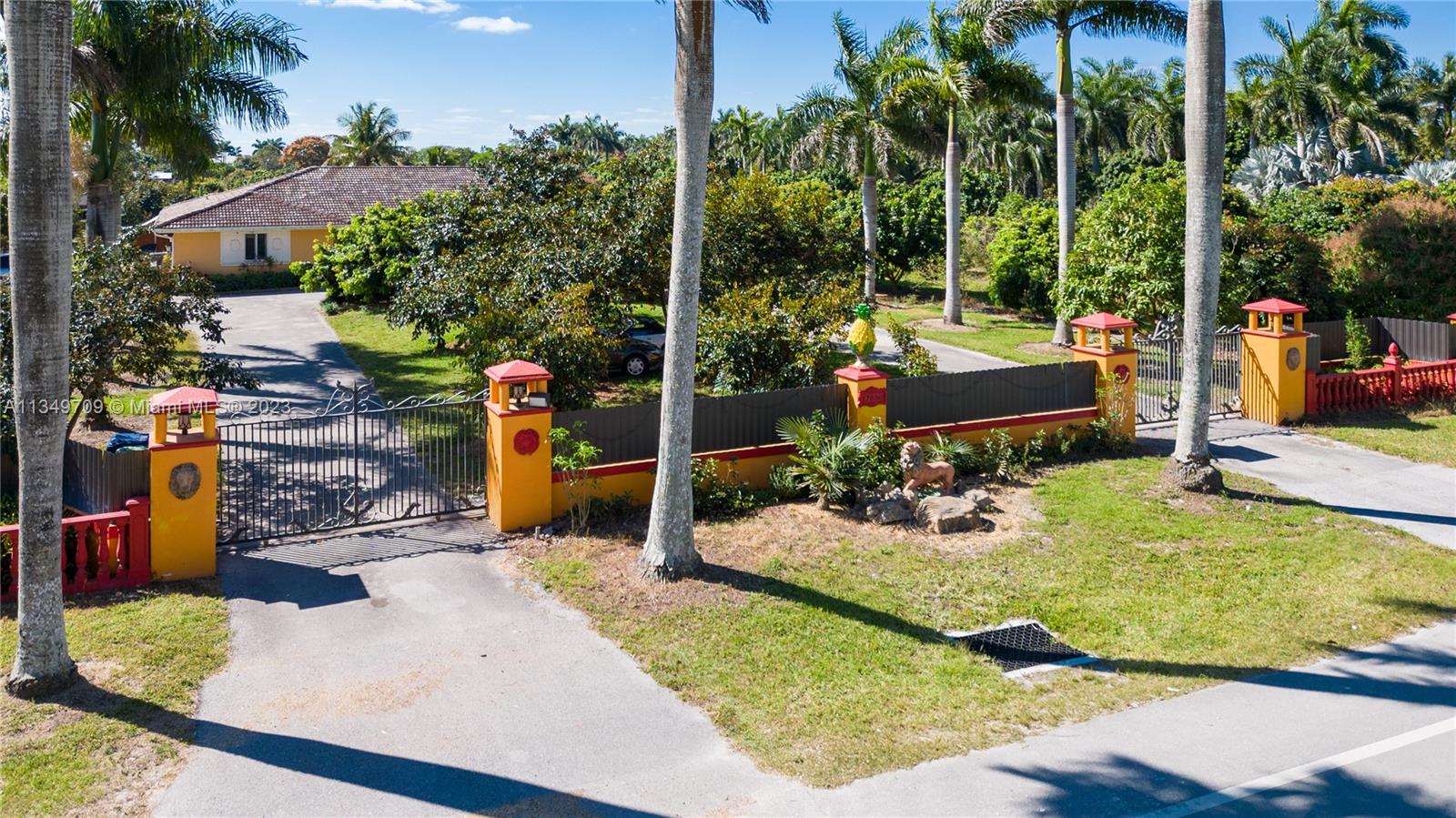 Photo 1 of 17850 184th St in Miami - MLS A11349709
